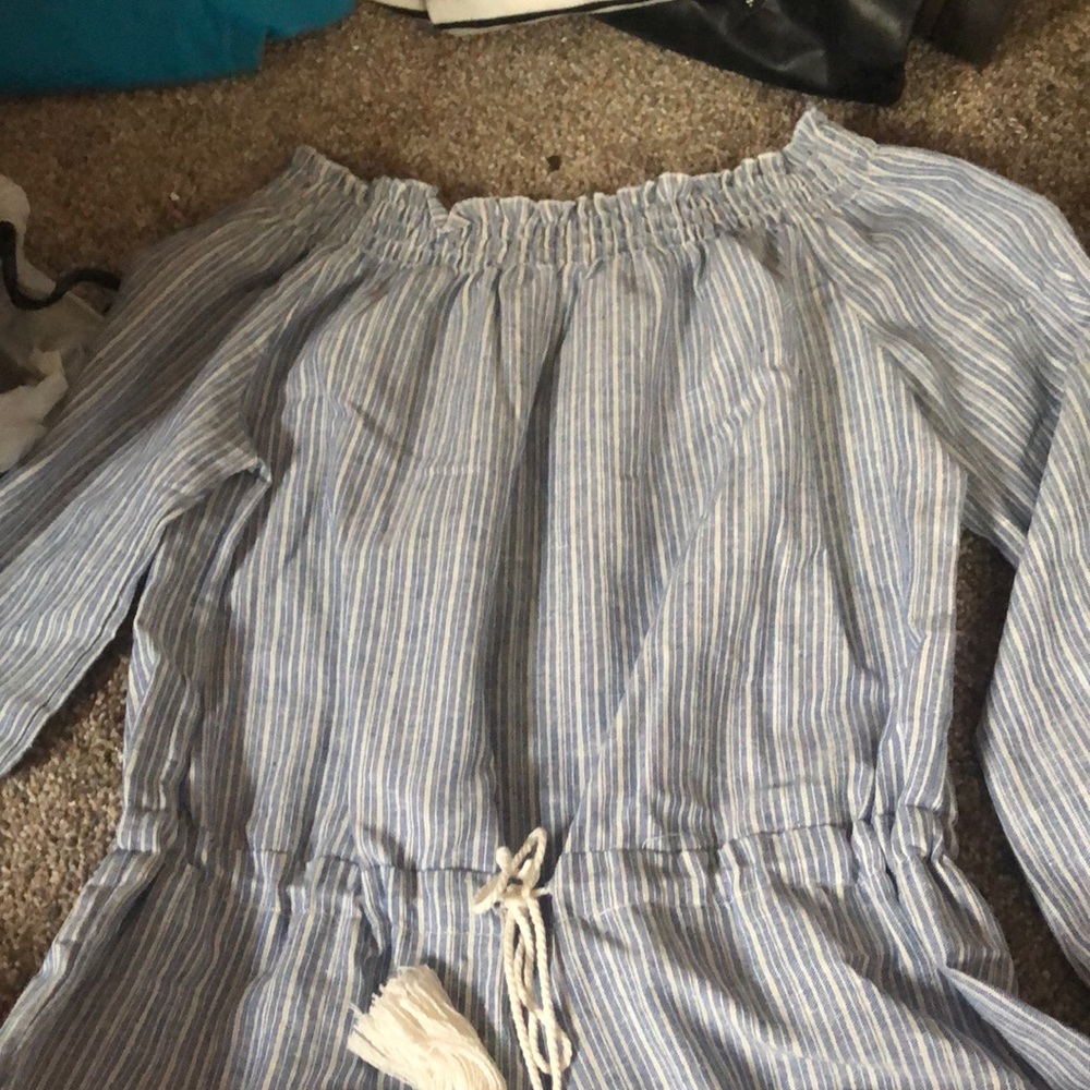 Jumper - Picture 3 of 3